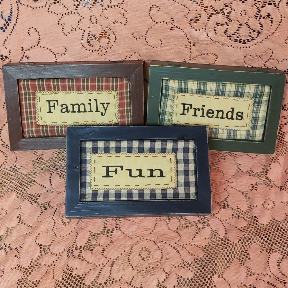Set of 3 Wooden Trinket/ Photo Boxes, 8 in X 5 in